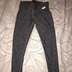 Victoria’s Secret Pink Workout leggings